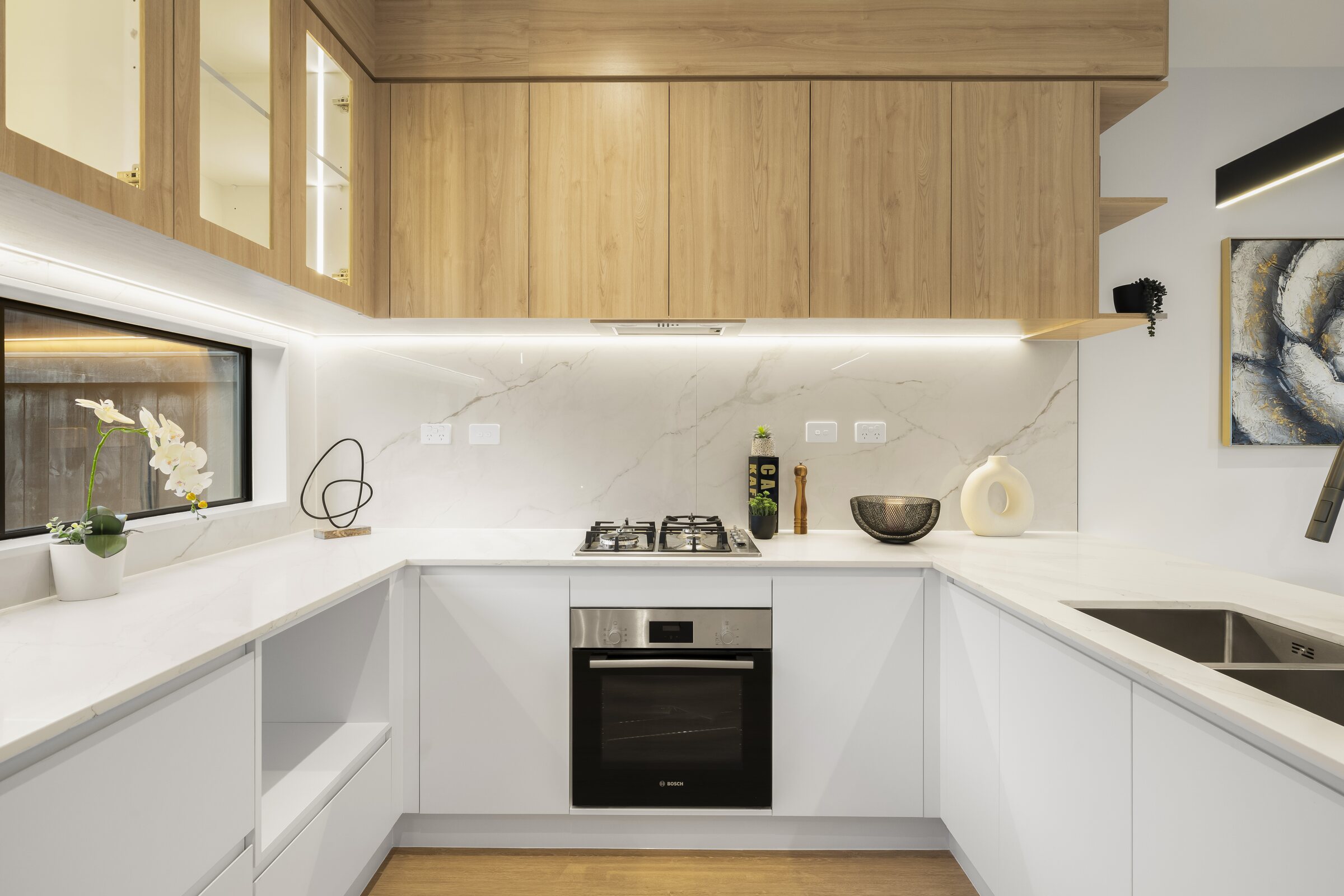 Lot 3 kitchen and breakfast bar